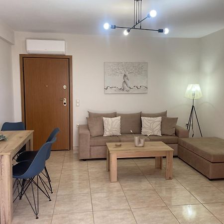 Konstantino'S Apartment โมเน็มวาซี ภายนอก รูปภาพ