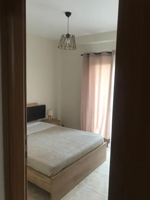 Konstantino'S Apartment โมเน็มวาซี ภายนอก รูปภาพ
